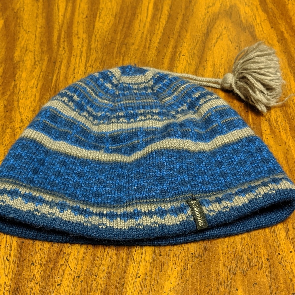 Columbia beanie cap